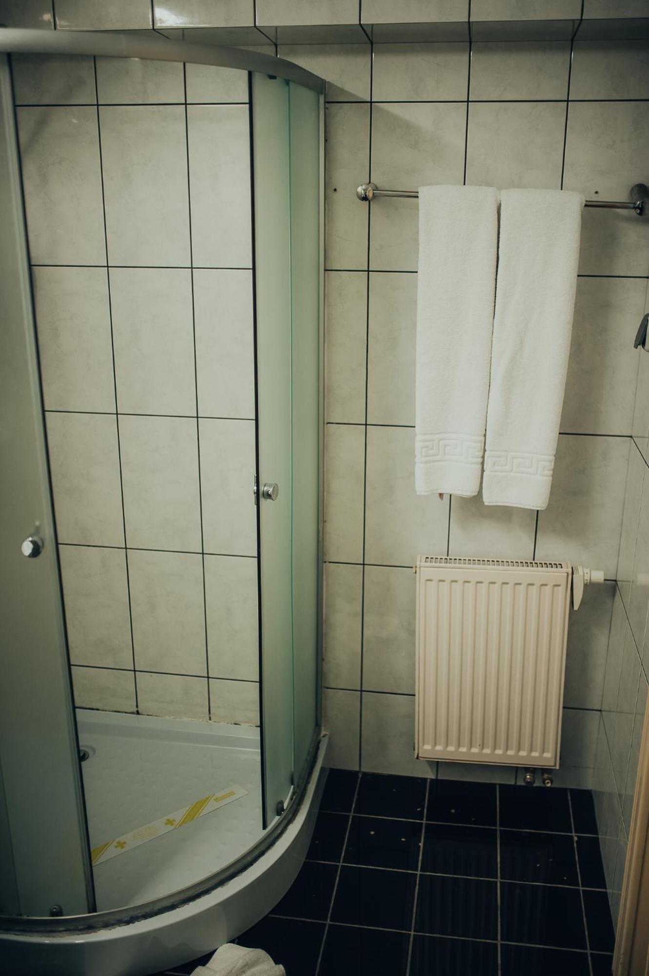 Hotel Bavaria Craiova Dış mekan fotoğraf