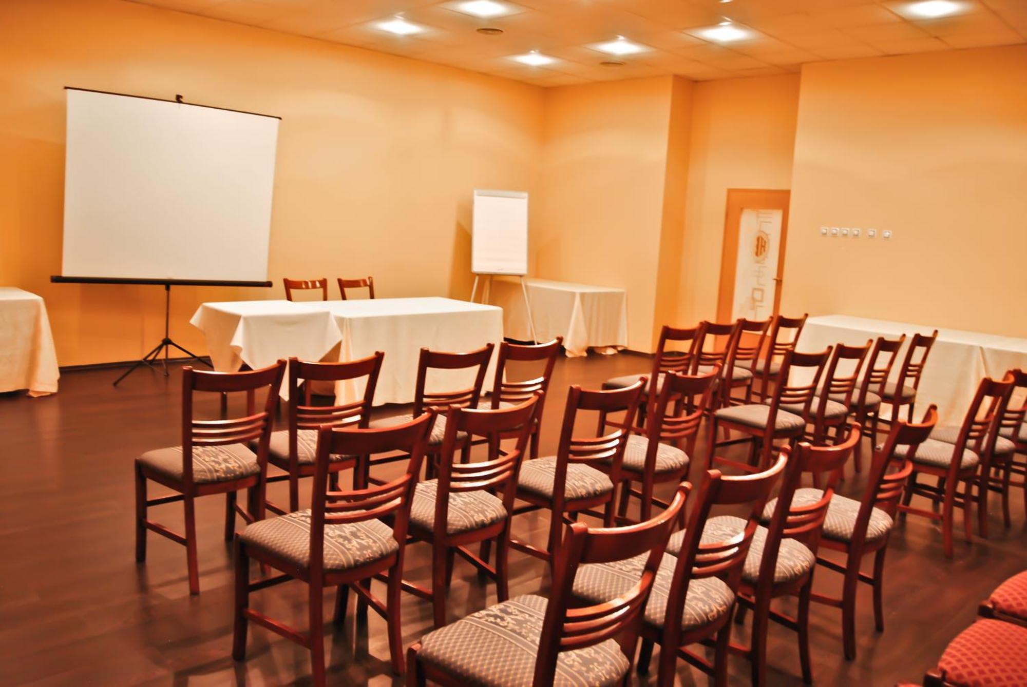 Hotel Bavaria Craiova Dış mekan fotoğraf